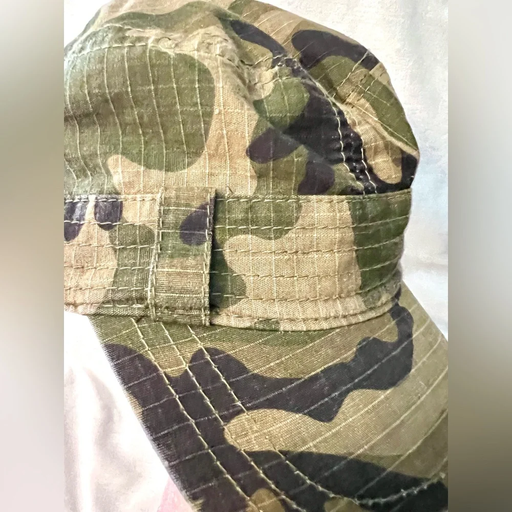 GAP nwot trendy